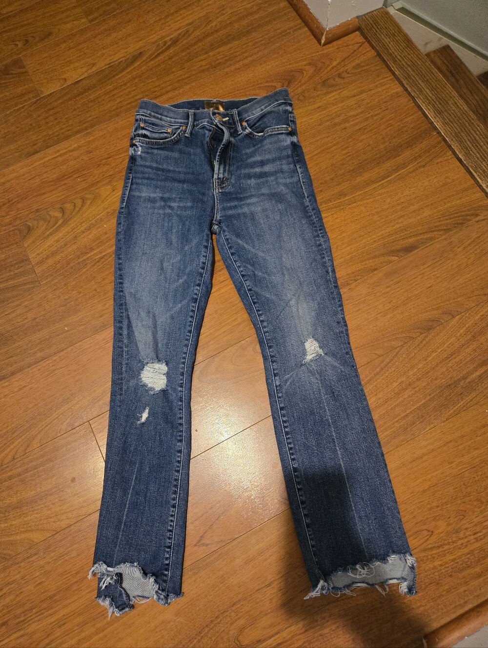 MOTHER Distressed Dark Blue Cropped Ankle Jeans Size 25